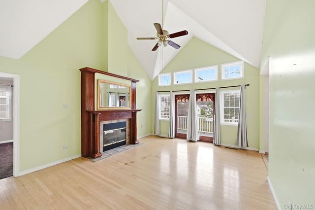 186 Violet Avenue, Poughkeepsie, NY 12601