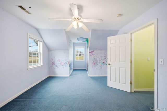 186 Violet Avenue, Poughkeepsie, NY 12601