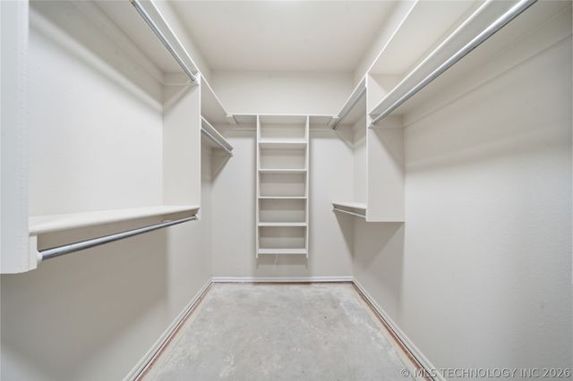 10722 Masters Circle, Jenks, OK 74037