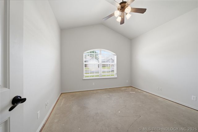 10722 Masters Circle, Jenks, OK 74037