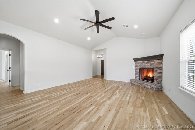 10722 Masters Circle, Jenks, OK 74037