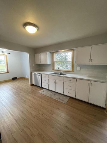 2212 New Jersey AVENUE, Sheboygan, WI 53081