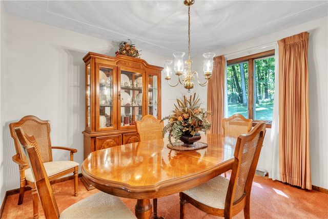 454 Cherokee Dr, Center Twp, PA 16001