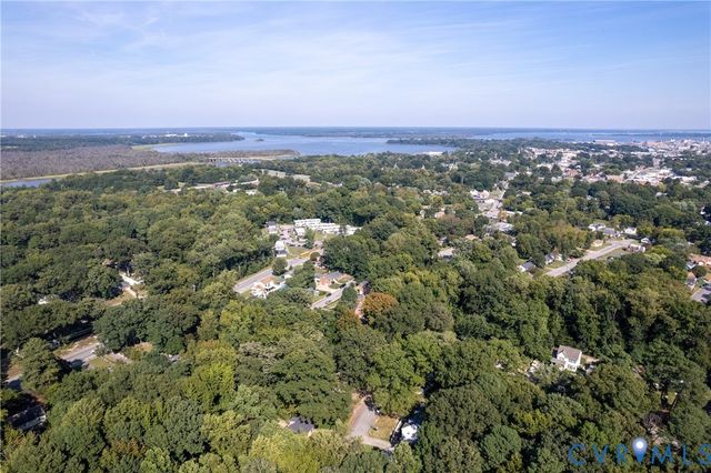 2502 Dolin St, Hopewell, VA 23860