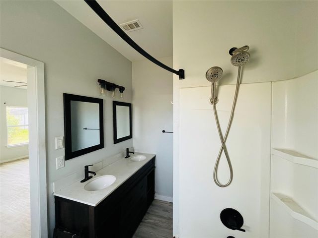 602 Big Deer Drive, Crosby, TX 77532