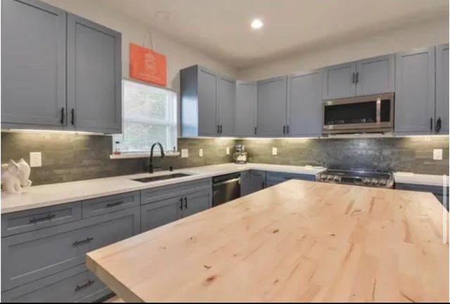 602 Big Deer Drive, Crosby, TX 77532