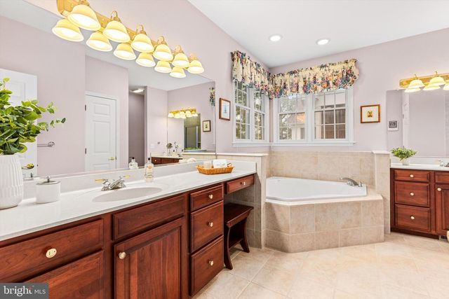 36 WILLOW OAK AVE, Ocean View, DE 19970