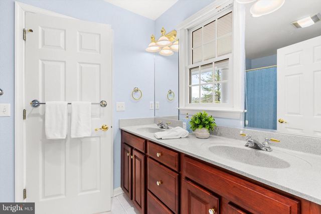 36 WILLOW OAK AVE, Ocean View, DE 19970