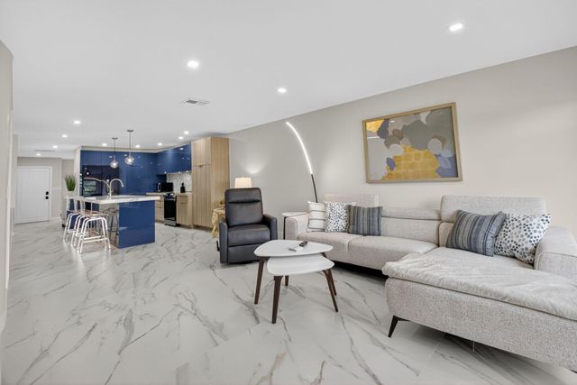 5753 Spindle Palm Court C, Delray Beach, FL 33484