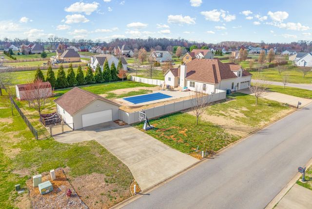 4520 Crossroads Drive, Clarksville, TN 37040