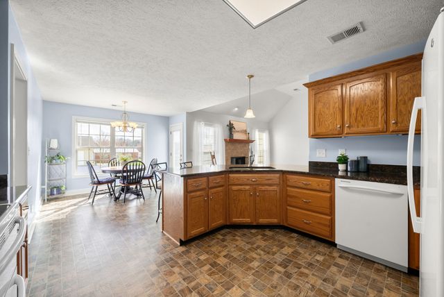 4520 Crossroads Drive, Clarksville, TN 37040