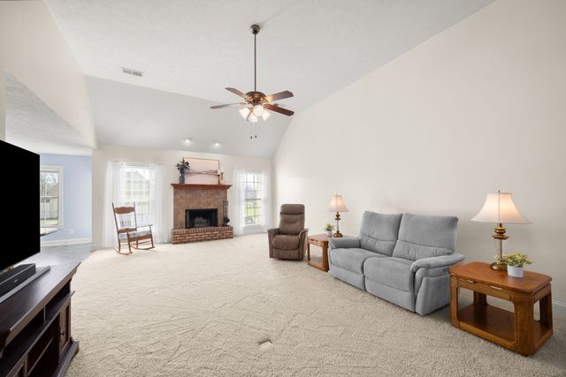 4520 Crossroads Drive, Clarksville, TN 37040