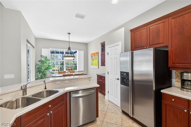 8943 Greenwich Hills WAY, Fort Myers, FL 33908