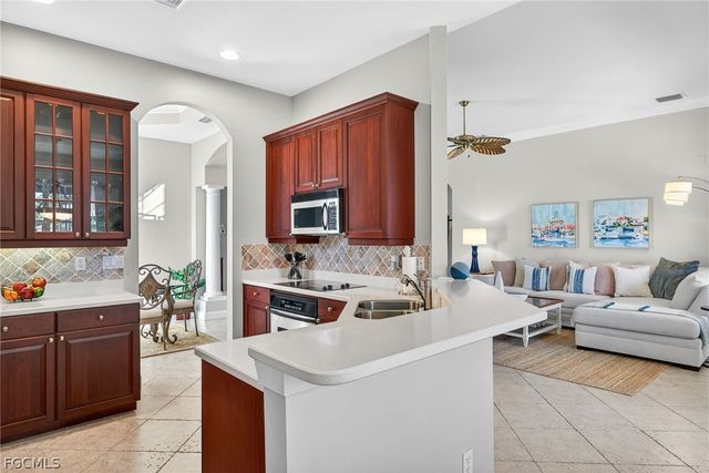 8943 Greenwich Hills WAY, Fort Myers, FL 33908