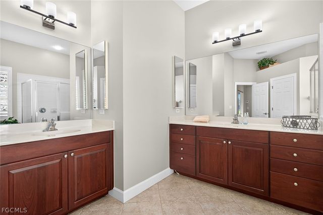 8943 Greenwich Hills WAY, Fort Myers, FL 33908