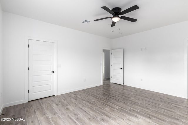 9025 W Bruce Street, Tucson, AZ 85735