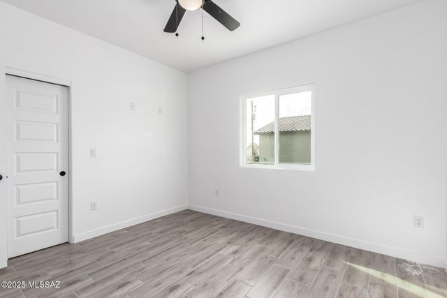 9025 W Bruce Street, Tucson, AZ 85735