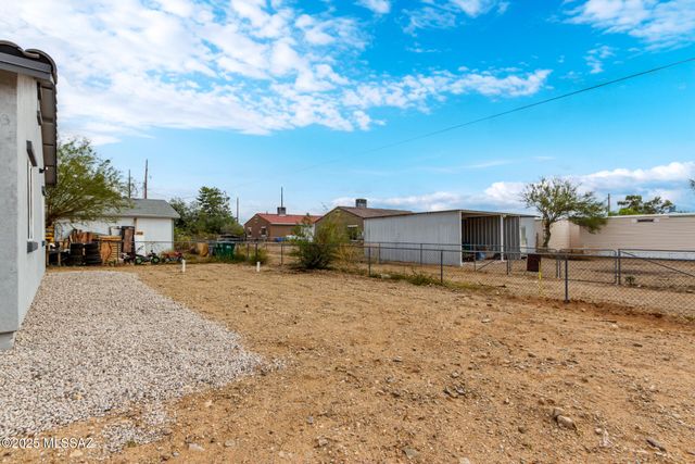 9025 W Bruce Street, Tucson, AZ 85735
