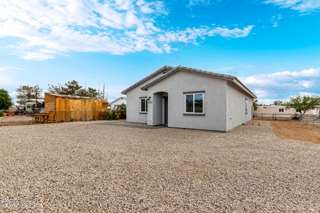 9025 W Bruce Street, Tucson, AZ 85735
