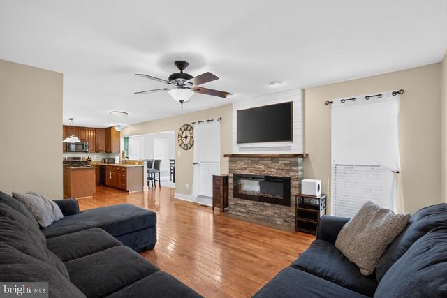 10110 MINDY CT, Fredericksburg, VA 22408