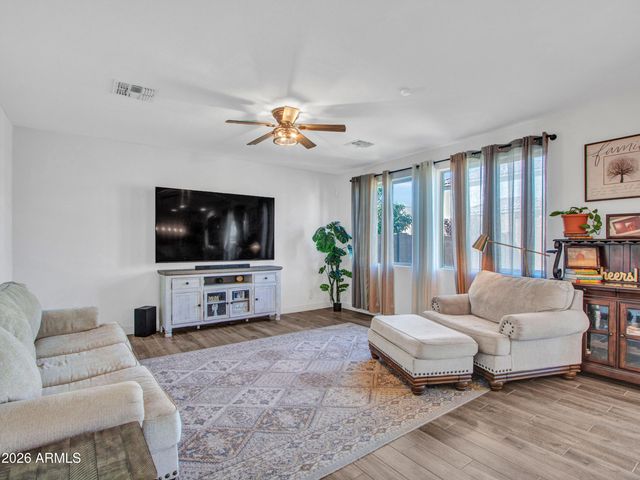 14226 W COTTONTAIL Lane, Surprise, AZ 85387