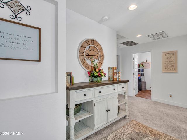 14226 W COTTONTAIL Lane, Surprise, AZ 85387
