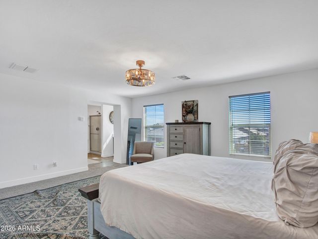 14226 W COTTONTAIL Lane, Surprise, AZ 85387