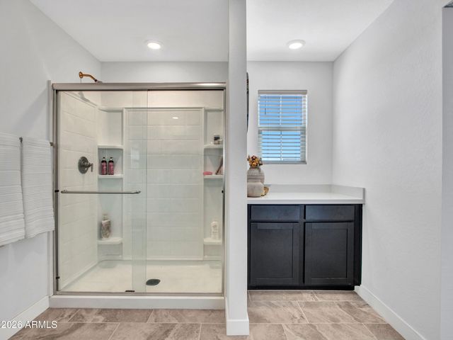 14226 W COTTONTAIL Lane, Surprise, AZ 85387