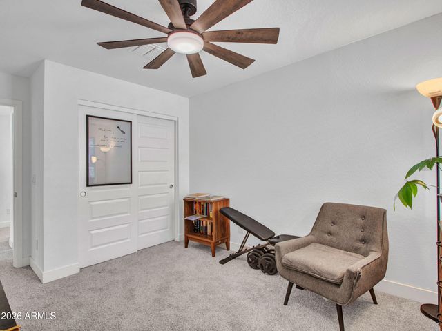 14226 W COTTONTAIL Lane, Surprise, AZ 85387