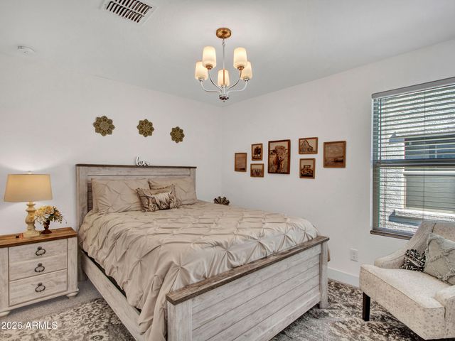 14226 W COTTONTAIL Lane, Surprise, AZ 85387