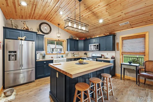 11540 Harrison Lake Road, Festus, MO 63028