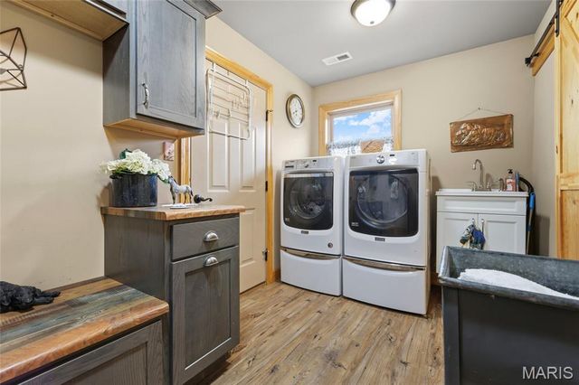 11540 Harrison Lake Road, Festus, MO 63028