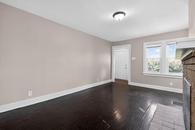 821 Ruby Avenue, Columbus, OH 43227
