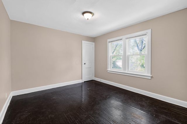 821 Ruby Avenue, Columbus, OH 43227