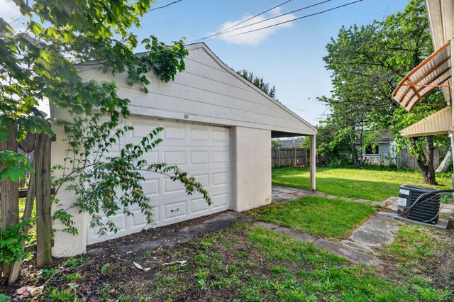 821 Ruby Avenue, Columbus, OH 43227