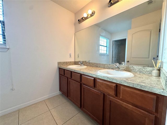 5673 ELSINORE WAY, Lakeland, FL 33805