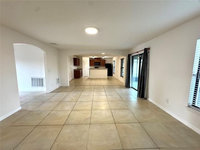 5673 ELSINORE WAY, Lakeland, FL 33805