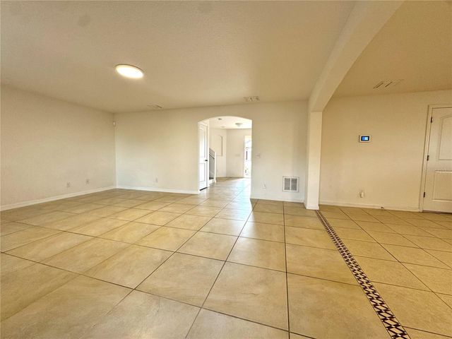 5673 ELSINORE WAY, Lakeland, FL 33805