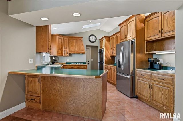 15500 W Loami Road, New Berlin, IL 62670