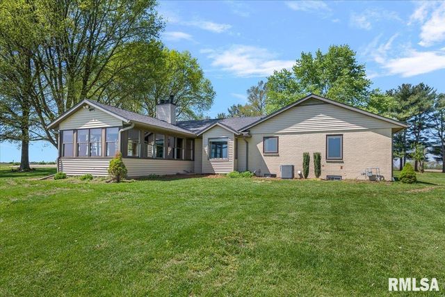 15500 W Loami Road, New Berlin, IL 62670