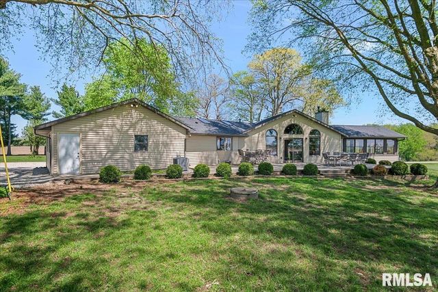 15500 W Loami Road, New Berlin, IL 62670