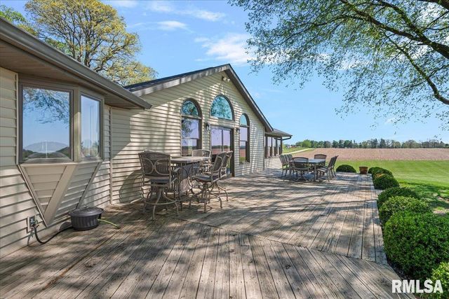 15500 W Loami Road, New Berlin, IL 62670