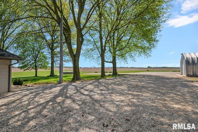 15500 W Loami Road, New Berlin, IL 62670