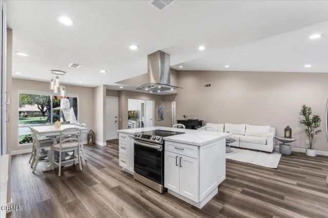 13201 Village 13, Camarillo, CA 93012