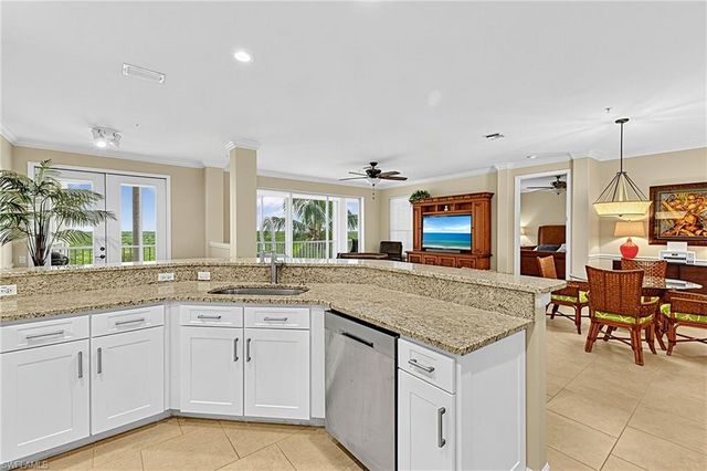 9111 Southmont CV 305, Fort Myers, FL 33908