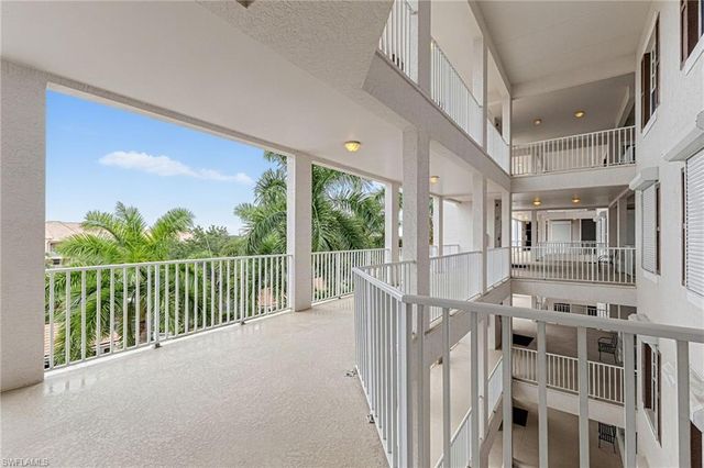 9111 Southmont CV 305, Fort Myers, FL 33908