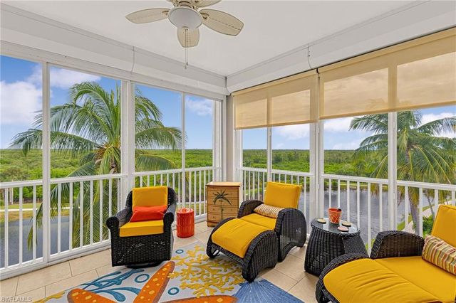 9111 Southmont CV 305, Fort Myers, FL 33908