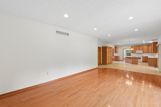 1109 Asbury Road, Anderson Twp, OH 45255