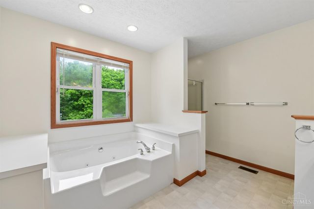1109 Asbury Road, Anderson Twp, OH 45255