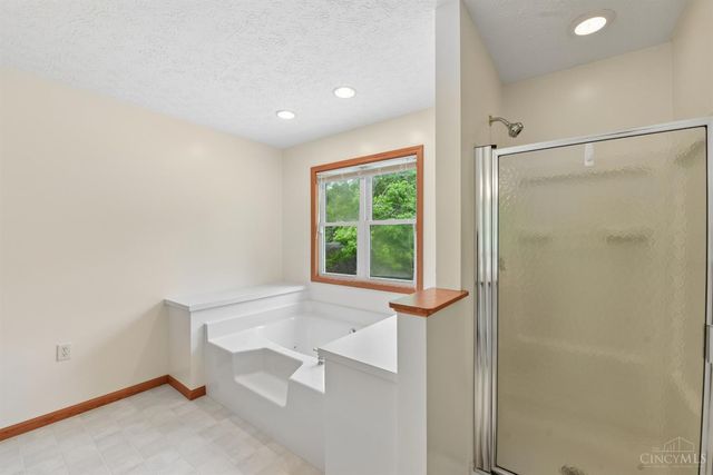 1109 Asbury Road, Anderson Twp, OH 45255